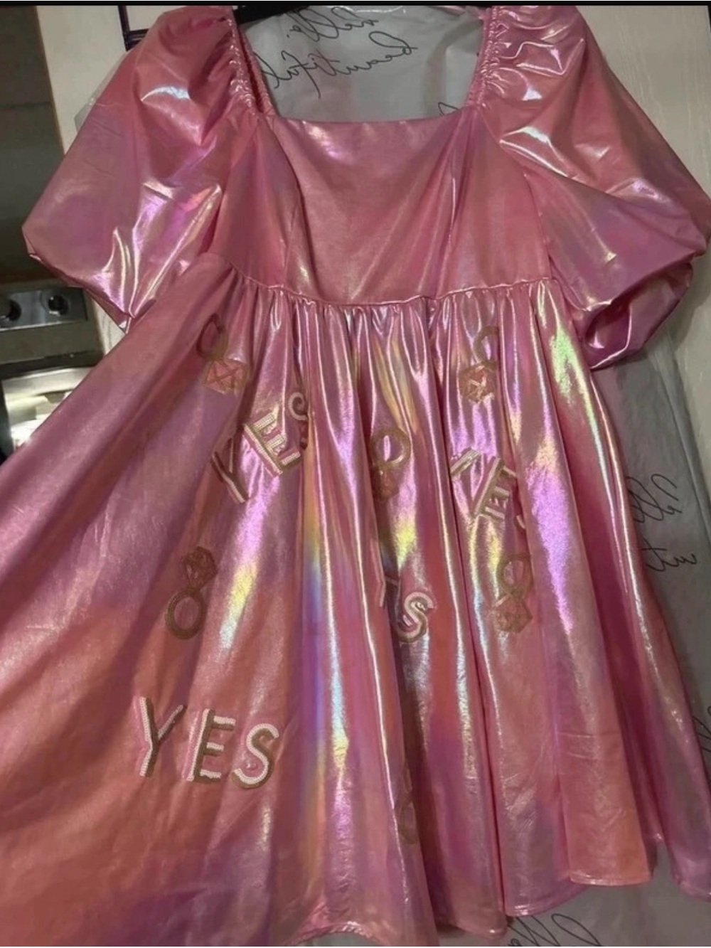 Shimmering Pink Bridal Party Dress with Puff Sleeves